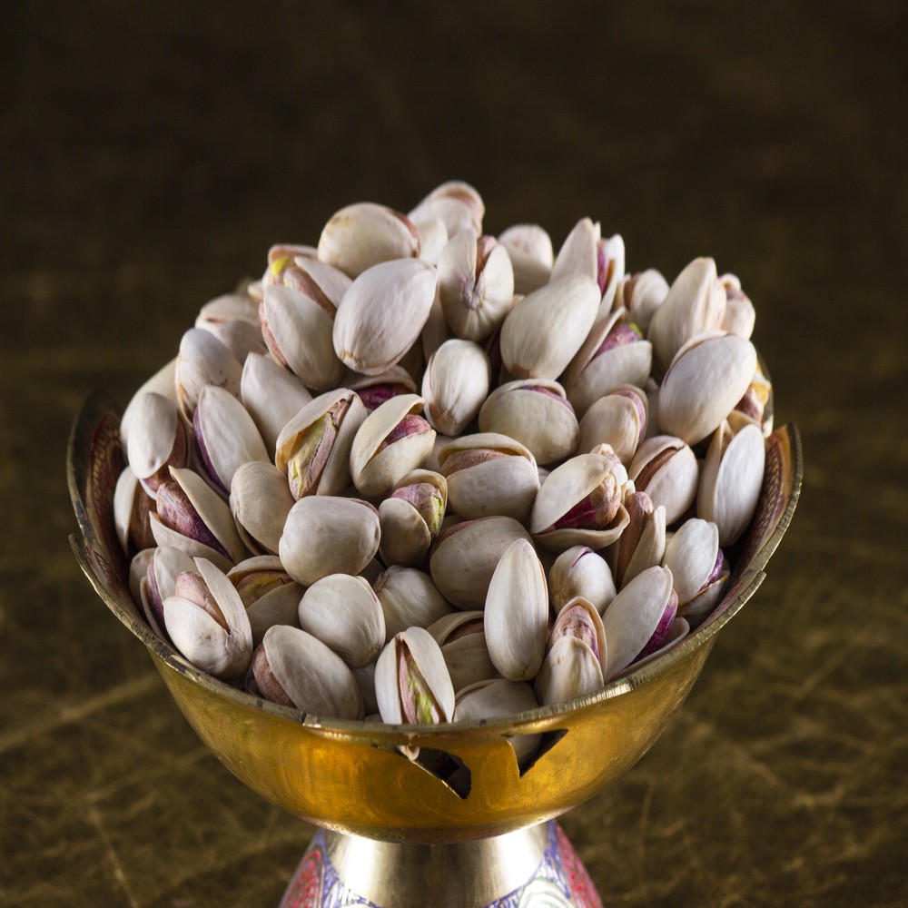 پسته احمد آقایی دستچین خام